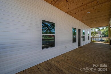 514 Lineberger St, Shelby, NC 28150 - photo 3