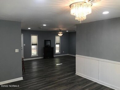 329 Lakewood Dr, Jacksonville, NC 28546 - photo 7