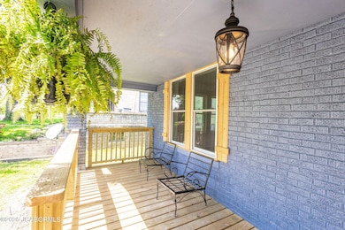 4-web-or-mls-112-w-atchison-st