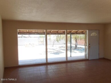 022-223178-LivingRm