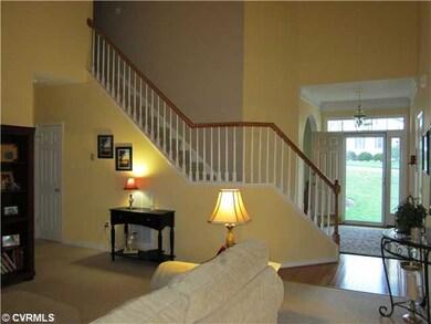 Foyer - Welcoming entrance!