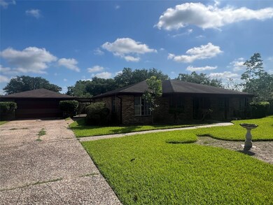4817 White Rock St, Houston, TX 77033 - photo 3