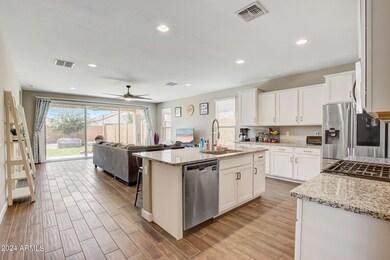 W Pleasant Oak Way -009