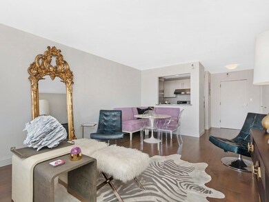 Parris Landing unit 5402, Charlestown, MA 02129 - photo 5