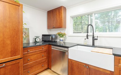 35 Pierce Rd, Chesterfield, NH 03462 - photo 5