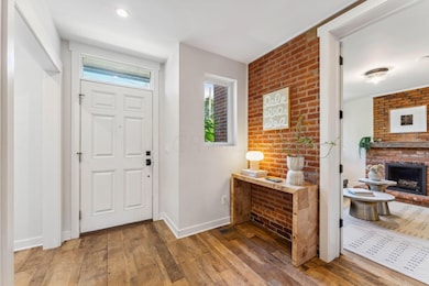 403 E Sycamore St, Columbus, OH 43206 - photo 3