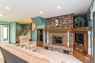 387 92nd St SE, Byron Center, MI 49315 - photo 6