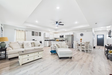 1413 Hobbs Ct, Mountain Home, AR 72653 - photo 4