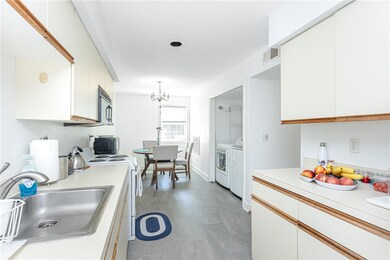 327 Corey Ln, Middletown, RI 02842 - photo 7