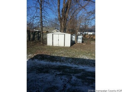 704 E Houghton St, Tuscola, IL 61953 - photo 6