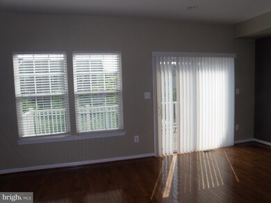 7347 Matchbox Aly, Elkridge, MD 21075 - photo 5