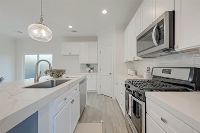 5123 Golden Forest Dr, Houston, TX 77091 - photo 4