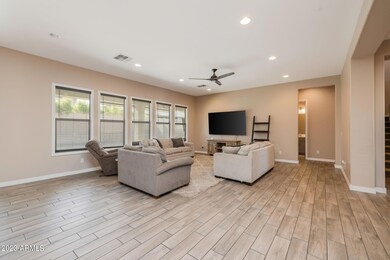 4-web-or-mls-10011 E Rotation Dr, Mesa-4