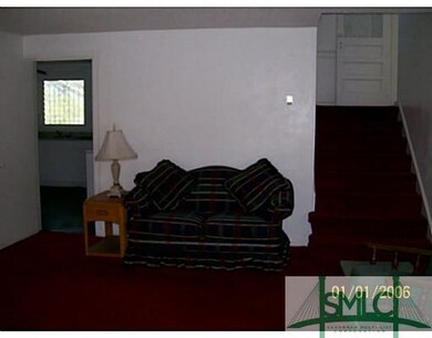 Living Room. ENTRANCE INTO LIVING ROOM