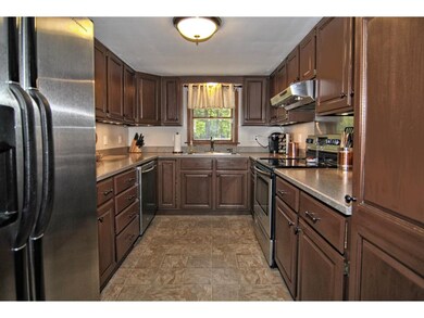 210 Back River Rd, Bedford, NH 03110 - photo 4