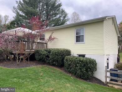 7063 Saddle Dr, Sykesville, MD 21784 - photo 7