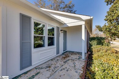 105 Canterbury St, Simpsonville, SC 29680 - photo 5