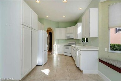 6223 Ashwood Ln, Naples, FL 34110 - photo 4