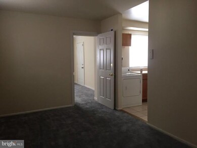 6841 Forest Terrace, Hyattsville, MD 20785 - photo 4