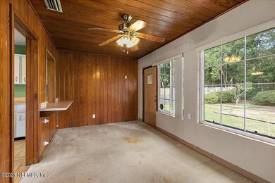 5747 Cedar Forest Dr N, Jacksonville, FL 32210 - photo 5