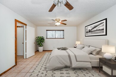 15266 Towerwood Dr, Conroe, TX 77306 - photo 6