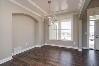 4609 Millridge St, Shawnee, KS 66226 - photo 3