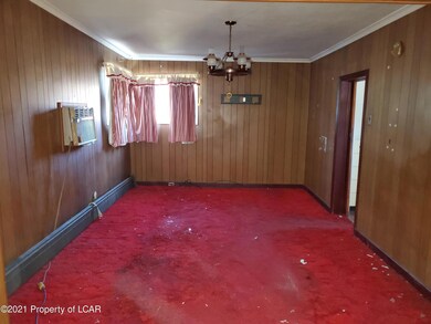 842 E Main St, Nanticoke, PA 18634 - photo 3