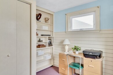 21 Charlton St, Medford, MA 02155 - photo 4