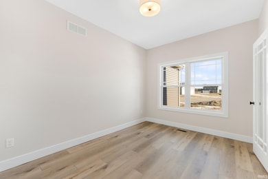 11281 Winter Quarters Pass, Fort Wayne, IN 46818 - photo 5