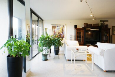 2480 Presidential Way unit 3020, West Palm Beach, FL 33401 - photo 5