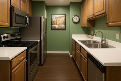 11140 Stratford Dr unit 604, Oklahoma City, OK 73120 - photo 7