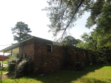 34 Chickasaw St, Laurel, MS 39440 - photo 3