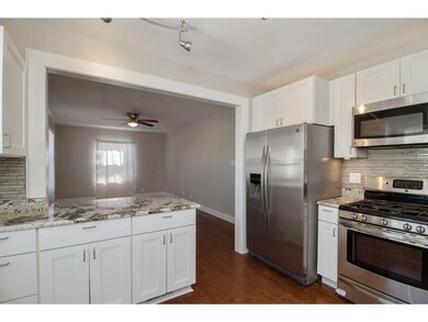 2918 49th St, Des Moines, IA 50310 - photo 5