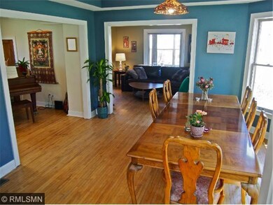 Main - Sunny Dining Room between Kitchen, Living R