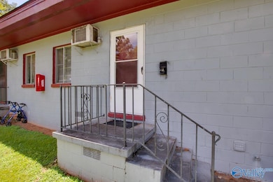 1328 Oshaughnessy Ave NE unit B, Huntsville, AL 35801 - photo 4