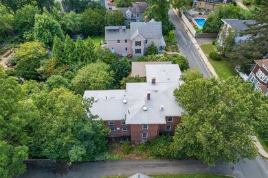 21 Franklin St, Northampton, MA 01060 - photo 2