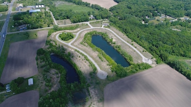 12 Ashley Rd, Edwardsburg, MI 49112 - photo 3