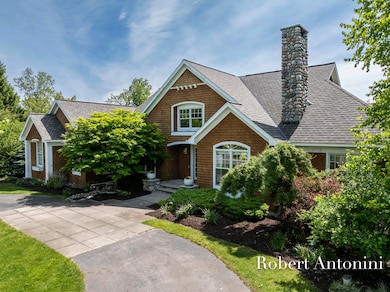 Large Circular Driveway