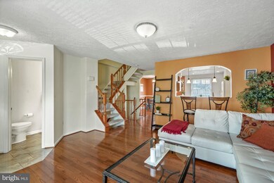 12551 Coral Grove Place, Germantown, MD 20874 - photo 5