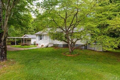 437MountViewDr_May2015_2517