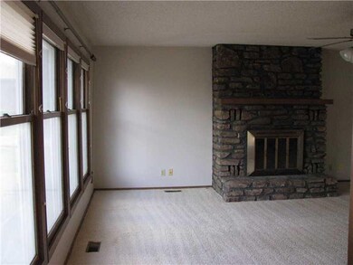 52 Kensington Dr, Bella Vista, AR 72715 - photo 4