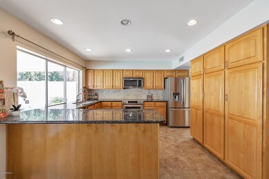 Lots of Kitchen Cabinets