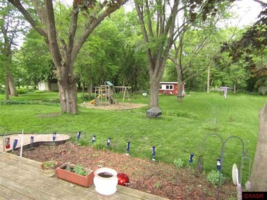 321 S Highland Ave, New Ulm, MN 56073 - photo 3