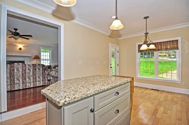 86A East St, Milford, MA 01757 - photo 5