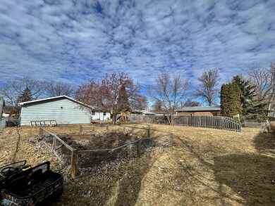1201 2nd St