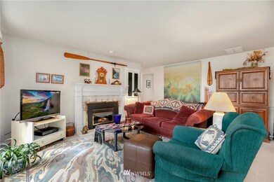 1028 Daley St, Edmonds, WA 98020 - photo 5