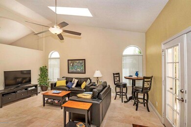 5293 W Dublin Ln Chandler AZ-large-005-8