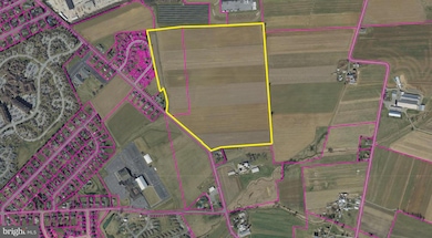 529 Ranck Rd unit 8, New Holland, PA 17557 - photo 2