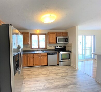 123 Chestnut Cir, Randolph, MA 02368 - photo 7