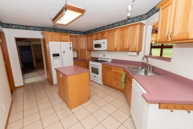 26240 Grant Rd, South Bend, IN 46619 - photo 7